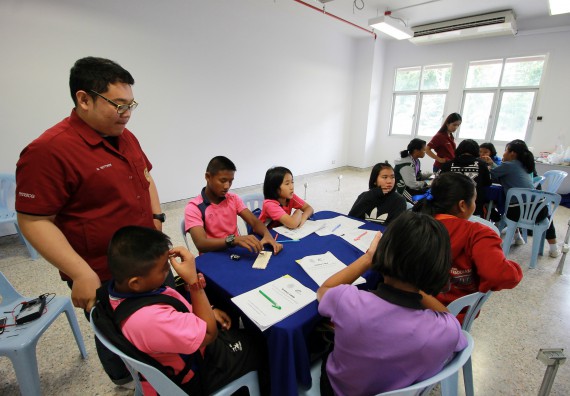 ภาพกิจกรรม คณะวิทยาศาสตร์และเทคโนโลยี จัดค่ายวิทยาศาสตร์ตามโครงการพัฒนาศักยภาพผู้เรียนในระดับการศึกษาขั้นพื้นฐาน ระยะที่ 2 ประจำปีงบประมาณ 2562