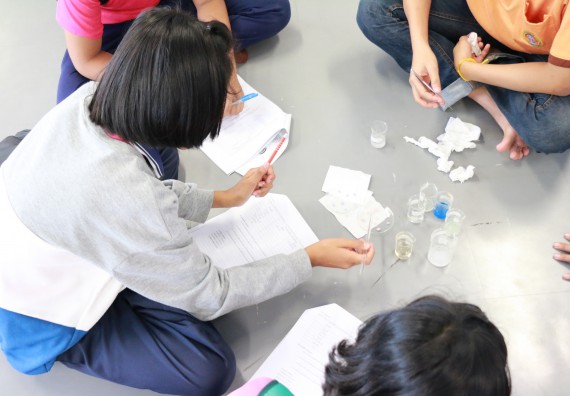 ภาพกิจกรรม คณะวิทยาศาสตร์และเทคโนโลยี จัดค่ายวิทยาศาสตร์ตามโครงการพัฒนาศักยภาพผู้เรียนในระดับการศึกษาขั้นพื้นฐาน ระยะที่ 2 ประจำปีงบประมาณ 2562