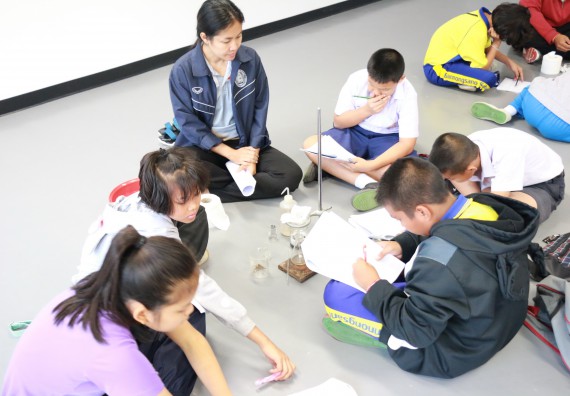 ภาพกิจกรรม คณะวิทยาศาสตร์และเทคโนโลยี จัดค่ายวิทยาศาสตร์ตามโครงการพัฒนาศักยภาพผู้เรียนในระดับการศึกษาขั้นพื้นฐาน ระยะที่ 2 ประจำปีงบประมาณ 2562