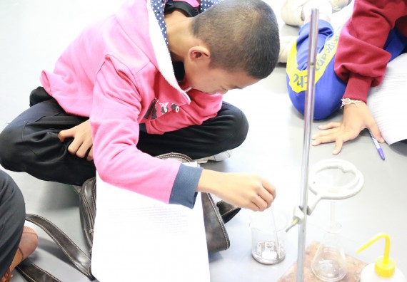 ภาพกิจกรรม คณะวิทยาศาสตร์และเทคโนโลยี จัดค่ายวิทยาศาสตร์ตามโครงการพัฒนาศักยภาพผู้เรียนในระดับการศึกษาขั้นพื้นฐาน ระยะที่ 2 ประจำปีงบประมาณ 2562