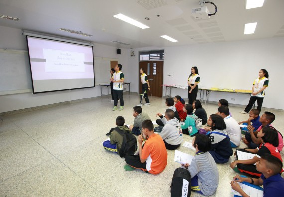 ภาพกิจกรรม คณะวิทยาศาสตร์และเทคโนโลยี จัดค่ายวิทยาศาสตร์ตามโครงการพัฒนาศักยภาพผู้เรียนในระดับการศึกษาขั้นพื้นฐาน ระยะที่ 2 ประจำปีงบประมาณ 2562