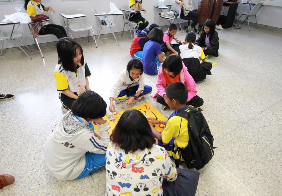 ภาพกิจกรรม คณะวิทยาศาสตร์และเทคโนโลยี จัดค่ายวิทยาศาสตร์ตามโครงการพัฒนาศักยภาพผู้เรียนในระดับการศึกษาขั้นพื้นฐาน ระยะที่ 2 ประจำปีงบประมาณ 2562