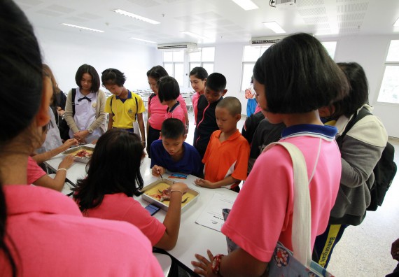 ภาพกิจกรรม คณะวิทยาศาสตร์และเทคโนโลยี จัดค่ายวิทยาศาสตร์ตามโครงการพัฒนาศักยภาพผู้เรียนในระดับการศึกษาขั้นพื้นฐาน ระยะที่ 2 ประจำปีงบประมาณ 2562