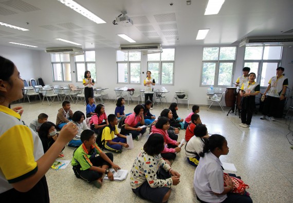 ภาพกิจกรรม คณะวิทยาศาสตร์และเทคโนโลยี จัดค่ายวิทยาศาสตร์ตามโครงการพัฒนาศักยภาพผู้เรียนในระดับการศึกษาขั้นพื้นฐาน ระยะที่ 2 ประจำปีงบประมาณ 2562