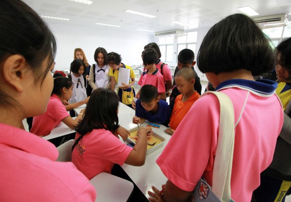 ภาพกิจกรรม คณะวิทยาศาสตร์และเทคโนโลยี จัดค่ายวิทยาศาสตร์ตามโครงการพัฒนาศักยภาพผู้เรียนในระดับการศึกษาขั้นพื้นฐาน ระยะที่ 2 ประจำปีงบประมาณ 2562