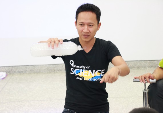 ภาพกิจกรรม คณะวิทยาศาสตร์และเทคโนโลยี จัดค่ายวิทยาศาสตร์ตามโครงการพัฒนาศักยภาพผู้เรียนในระดับการศึกษาขั้นพื้นฐาน ระยะที่ 2 ประจำปีงบประมาณ 2562