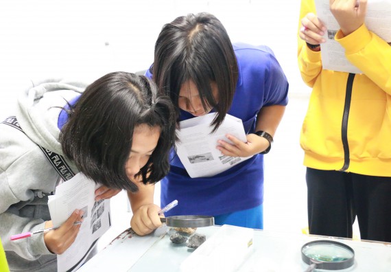 ภาพกิจกรรม คณะวิทยาศาสตร์และเทคโนโลยี จัดค่ายวิทยาศาสตร์ตามโครงการพัฒนาศักยภาพผู้เรียนในระดับการศึกษาขั้นพื้นฐาน ระยะที่ 2 ประจำปีงบประมาณ 2562