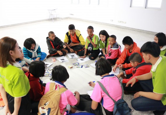 ภาพกิจกรรม คณะวิทยาศาสตร์และเทคโนโลยี จัดค่ายวิทยาศาสตร์ตามโครงการพัฒนาศักยภาพผู้เรียนในระดับการศึกษาขั้นพื้นฐาน ระยะที่ 2 ประจำปีงบประมาณ 2562