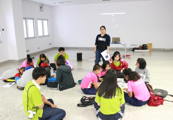 ภาพกิจกรรม คณะวิทยาศาสตร์และเทคโนโลยี จัดค่ายวิทยาศาสตร์ตามโครงการพัฒนาศักยภาพผู้เรียนในระดับการศึกษาขั้นพื้นฐาน ระยะที่ 2 ประจำปีงบประมาณ 2562