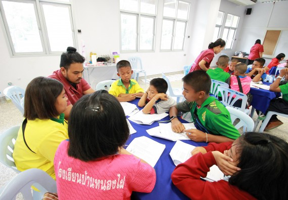 ภาพกิจกรรม คณะวิทยาศาสตร์และเทคโนโลยี จัดค่ายวิทยาศาสตร์ตามโครงการพัฒนาศักยภาพผู้เรียนในระดับการศึกษาขั้นพื้นฐาน ระยะที่ 2 ประจำปีงบประมาณ 2562
