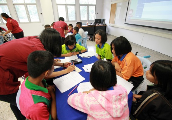 ภาพกิจกรรม คณะวิทยาศาสตร์และเทคโนโลยี จัดค่ายวิทยาศาสตร์ตามโครงการพัฒนาศักยภาพผู้เรียนในระดับการศึกษาขั้นพื้นฐาน ระยะที่ 2 ประจำปีงบประมาณ 2562
