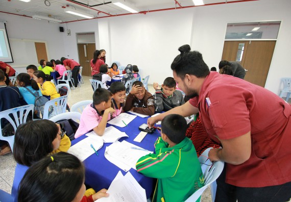 ภาพกิจกรรม คณะวิทยาศาสตร์และเทคโนโลยี จัดค่ายวิทยาศาสตร์ตามโครงการพัฒนาศักยภาพผู้เรียนในระดับการศึกษาขั้นพื้นฐาน ระยะที่ 2 ประจำปีงบประมาณ 2562