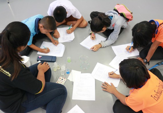 ภาพกิจกรรม คณะวิทยาศาสตร์และเทคโนโลยี จัดค่ายวิทยาศาสตร์ตามโครงการพัฒนาศักยภาพผู้เรียนในระดับการศึกษาขั้นพื้นฐาน ระยะที่ 2 ประจำปีงบประมาณ 2562