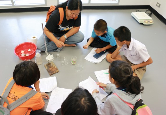 ภาพกิจกรรม คณะวิทยาศาสตร์และเทคโนโลยี จัดค่ายวิทยาศาสตร์ตามโครงการพัฒนาศักยภาพผู้เรียนในระดับการศึกษาขั้นพื้นฐาน ระยะที่ 2 ประจำปีงบประมาณ 2562