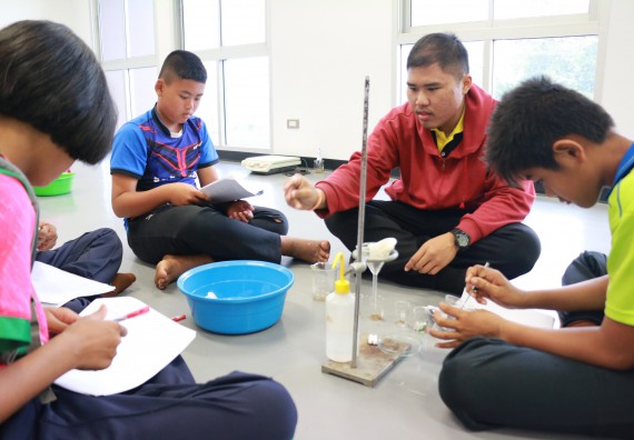 ภาพกิจกรรม คณะวิทยาศาสตร์และเทคโนโลยี จัดค่ายวิทยาศาสตร์ตามโครงการพัฒนาศักยภาพผู้เรียนในระดับการศึกษาขั้นพื้นฐาน ระยะที่ 2 ประจำปีงบประมาณ 2562