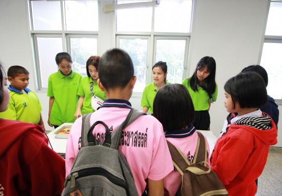 ภาพกิจกรรม คณะวิทยาศาสตร์และเทคโนโลยี จัดค่ายวิทยาศาสตร์ตามโครงการพัฒนาศักยภาพผู้เรียนในระดับการศึกษาขั้นพื้นฐาน ระยะที่ 2 ประจำปีงบประมาณ 2562