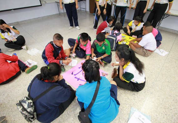 ภาพกิจกรรม คณะวิทยาศาสตร์และเทคโนโลยี จัดค่ายวิทยาศาสตร์ตามโครงการพัฒนาศักยภาพผู้เรียนในระดับการศึกษาขั้นพื้นฐาน ระยะที่ 2 ประจำปีงบประมาณ 2562