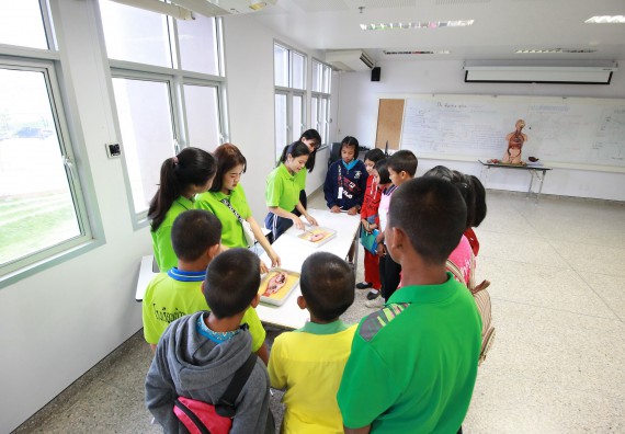 ภาพกิจกรรม คณะวิทยาศาสตร์และเทคโนโลยี จัดค่ายวิทยาศาสตร์ตามโครงการพัฒนาศักยภาพผู้เรียนในระดับการศึกษาขั้นพื้นฐาน ระยะที่ 2 ประจำปีงบประมาณ 2562