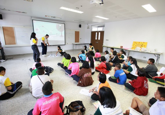 ภาพกิจกรรม คณะวิทยาศาสตร์และเทคโนโลยี จัดค่ายวิทยาศาสตร์ตามโครงการพัฒนาศักยภาพผู้เรียนในระดับการศึกษาขั้นพื้นฐาน ระยะที่ 2 ประจำปีงบประมาณ 2562