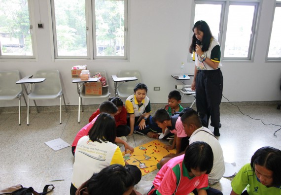 ภาพกิจกรรม คณะวิทยาศาสตร์และเทคโนโลยี จัดค่ายวิทยาศาสตร์ตามโครงการพัฒนาศักยภาพผู้เรียนในระดับการศึกษาขั้นพื้นฐาน ระยะที่ 2 ประจำปีงบประมาณ 2562