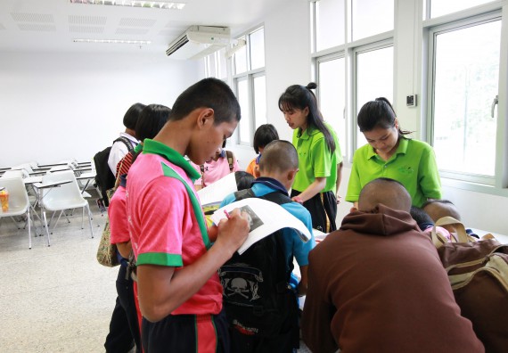 ภาพกิจกรรม คณะวิทยาศาสตร์และเทคโนโลยี จัดค่ายวิทยาศาสตร์ตามโครงการพัฒนาศักยภาพผู้เรียนในระดับการศึกษาขั้นพื้นฐาน ระยะที่ 2 ประจำปีงบประมาณ 2562