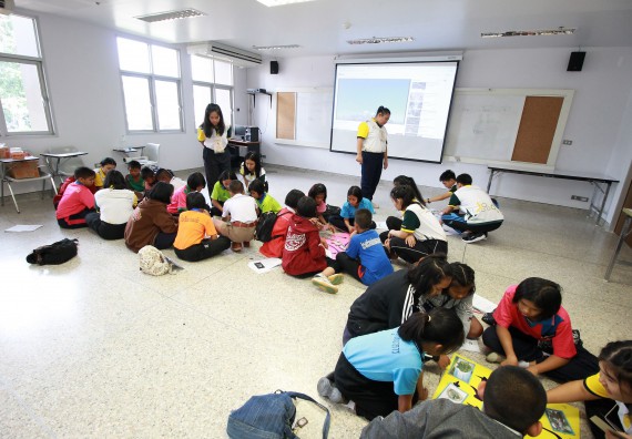 ภาพกิจกรรม คณะวิทยาศาสตร์และเทคโนโลยี จัดค่ายวิทยาศาสตร์ตามโครงการพัฒนาศักยภาพผู้เรียนในระดับการศึกษาขั้นพื้นฐาน ระยะที่ 2 ประจำปีงบประมาณ 2562