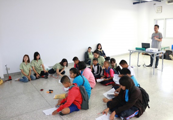 ภาพกิจกรรม คณะวิทยาศาสตร์และเทคโนโลยี จัดค่ายวิทยาศาสตร์ตามโครงการพัฒนาศักยภาพผู้เรียนในระดับการศึกษาขั้นพื้นฐาน ระยะที่ 2 ประจำปีงบประมาณ 2562