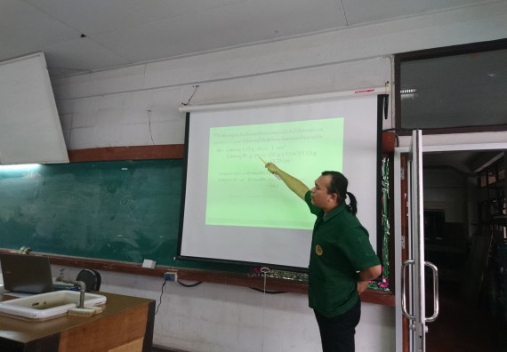 ภาพกิจกรรม โปรแกรมวิชาชีววิทยา จัดโครงการพี่ติวน้อง