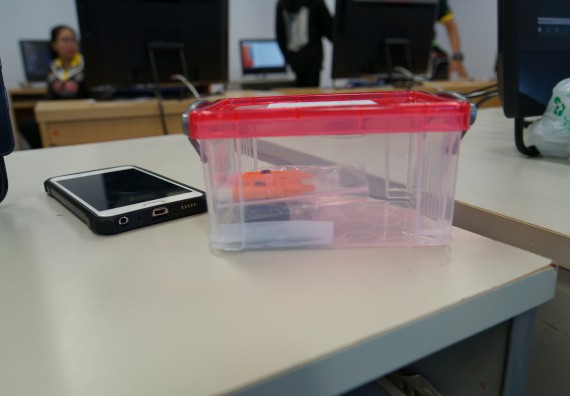 ภาพกิจกรรม โปรแกรมวิชาวิทยาการคอมพิวเตอร์ จัดอบรมเชิงปฏิบัติการ เรื่อง การเรียนรู้และการเขียนโปรแกรมเพื่อใช้งานและควบคุมบอร์ดแบบฝังตัว Microbit