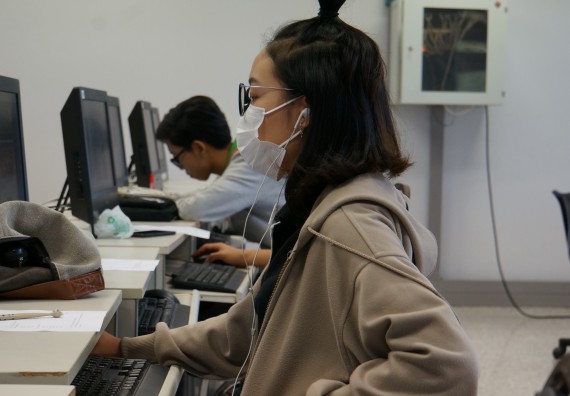 ภาพกิจกรรม โปรแกรมวิชาวิทยาการคอมพิวเตอร์ จัดอบรมเชิงปฏิบัติการ เรื่อง การเรียนรู้และการเขียนโปรแกรมเพื่อใช้งานและควบคุมบอร์ดแบบฝังตัว Microbit