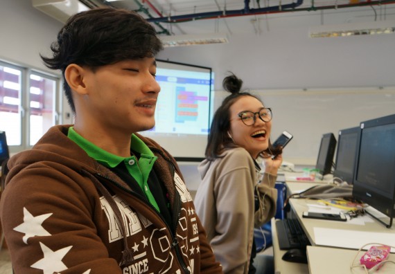 ภาพกิจกรรม โปรแกรมวิชาวิทยาการคอมพิวเตอร์ จัดอบรมเชิงปฏิบัติการ เรื่อง การเรียนรู้และการเขียนโปรแกรมเพื่อใช้งานและควบคุมบอร์ดแบบฝังตัว Microbit