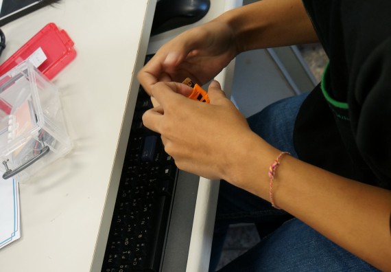 ภาพกิจกรรม โปรแกรมวิชาวิทยาการคอมพิวเตอร์ จัดอบรมเชิงปฏิบัติการ เรื่อง การเรียนรู้และการเขียนโปรแกรมเพื่อใช้งานและควบคุมบอร์ดแบบฝังตัว Microbit