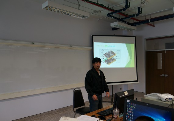 ภาพกิจกรรม โปรแกรมวิชาวิทยาการคอมพิวเตอร์ จัดอบรมเชิงปฏิบัติการ เรื่อง การเรียนรู้และการเขียนโปรแกรมเพื่อใช้งานและควบคุมบอร์ดแบบฝังตัว Microbit