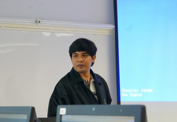 ภาพกิจกรรม โปรแกรมวิชาวิทยาการคอมพิวเตอร์ จัดอบรมเชิงปฏิบัติการ เรื่อง การเรียนรู้และการเขียนโปรแกรมเพื่อใช้งานและควบคุมบอร์ดแบบฝังตัว Microbit