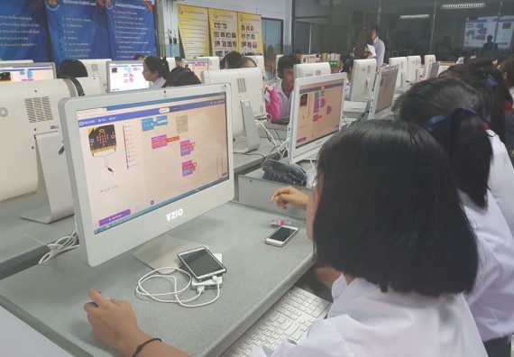 ภาพกิจกรรม โปรแกรมวิชาวิทยาการคอมพิวเตอร์ จัดอบรมการสร้างภาพลักษณ์และประชาสัมพันธ์หลักสูตรวิทยาการคอมพิวเตอร์ โครงการบริการวิชาการการอบรมเชิงปฏิบัติการด้านวิทยาการคอมพิวเตอร์ ประจำปี 2562