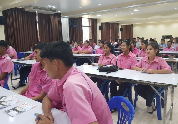 ภาพกิจกรรม โปรแกรมวิชาวิทยาการคอมพิวเตอร์ จัดอบรมการสร้างภาพลักษณ์และประชาสัมพันธ์หลักสูตรวิทยาการคอมพิวเตอร์ โครงการบริการวิชาการการอบรมเชิงปฏิบัติการด้านวิทยาการคอมพิวเตอร์ ประจำปี 2562