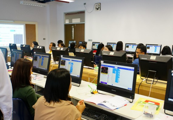 ภาพกิจกรรม โปรแกรมวิชาวิทยาการคอมพิวเตอร์ จัดอบรมเชิงปฏิบัติการด้านวิทยาการคอมพิวเตอร์ โครงการบริการวิชาการการอบรมเชิงปฏิบัติการด้านวิทยาการคอมพิวเตอร์ ประจำปี 2562