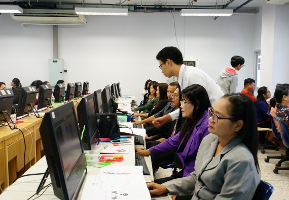 ภาพกิจกรรม โปรแกรมวิชาวิทยาการคอมพิวเตอร์ จัดอบรมเชิงปฏิบัติการด้านวิทยาการคอมพิวเตอร์ โครงการบริการวิชาการการอบรมเชิงปฏิบัติการด้านวิทยาการคอมพิวเตอร์ ประจำปี 2562