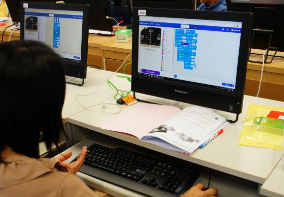 ภาพกิจกรรม โปรแกรมวิชาวิทยาการคอมพิวเตอร์ จัดอบรมเชิงปฏิบัติการด้านวิทยาการคอมพิวเตอร์ โครงการบริการวิชาการการอบรมเชิงปฏิบัติการด้านวิทยาการคอมพิวเตอร์ ประจำปี 2562