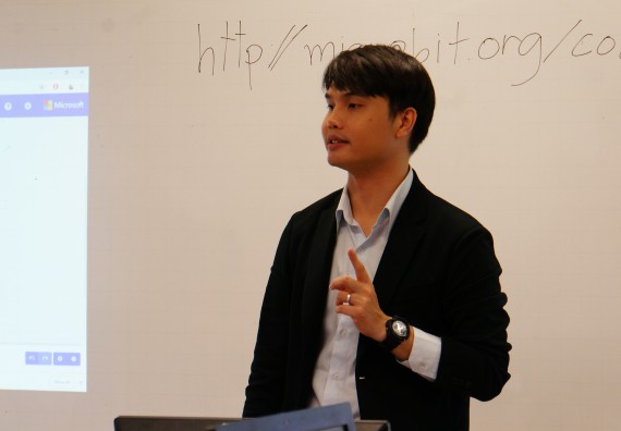 ภาพกิจกรรม โปรแกรมวิชาวิทยาการคอมพิวเตอร์ จัดอบรมเชิงปฏิบัติการด้านวิทยาการคอมพิวเตอร์ โครงการบริการวิชาการการอบรมเชิงปฏิบัติการด้านวิทยาการคอมพิวเตอร์ ประจำปี 2562