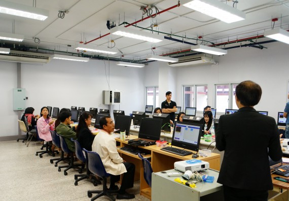 ภาพกิจกรรม โปรแกรมวิชาวิทยาการคอมพิวเตอร์ จัดอบรมเชิงปฏิบัติการด้านวิทยาการคอมพิวเตอร์ โครงการบริการวิชาการการอบรมเชิงปฏิบัติการด้านวิทยาการคอมพิวเตอร์ ประจำปี 2562