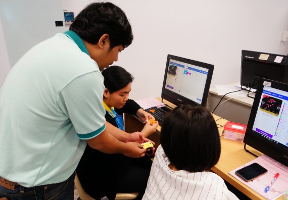 ภาพกิจกรรม โปรแกรมวิชาวิทยาการคอมพิวเตอร์ จัดอบรมเชิงปฏิบัติการด้านวิทยาการคอมพิวเตอร์ โครงการบริการวิชาการการอบรมเชิงปฏิบัติการด้านวิทยาการคอมพิวเตอร์ ประจำปี 2562