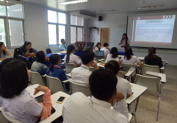 ภาพกิจกรรม โปรแกรมวิชาเคมี จัดกิจกรรมการพัฒนาคุณลักษณะบัณฑิตที่พึงประสงค์ สาขาเคมี