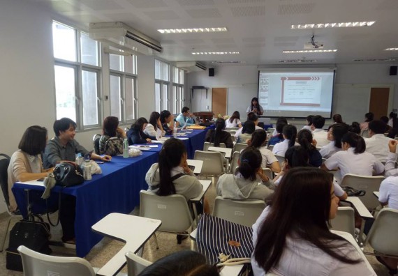 ภาพกิจกรรม โปรแกรมวิชาเคมี จัดกิจกรรมการพัฒนาคุณลักษณะบัณฑิตที่พึงประสงค์ สาขาเคมี