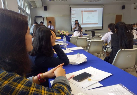 ภาพกิจกรรม โปรแกรมวิชาเคมี จัดกิจกรรมการพัฒนาคุณลักษณะบัณฑิตที่พึงประสงค์ สาขาเคมี