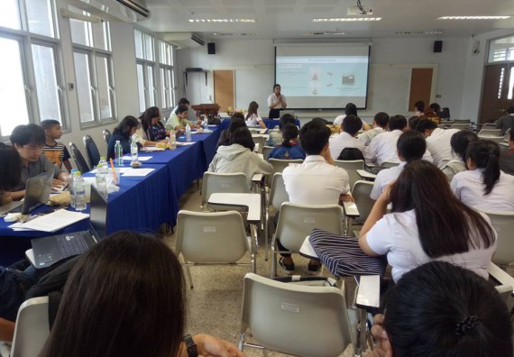 ภาพกิจกรรม โปรแกรมวิชาเคมี จัดกิจกรรมการพัฒนาคุณลักษณะบัณฑิตที่พึงประสงค์ สาขาเคมี