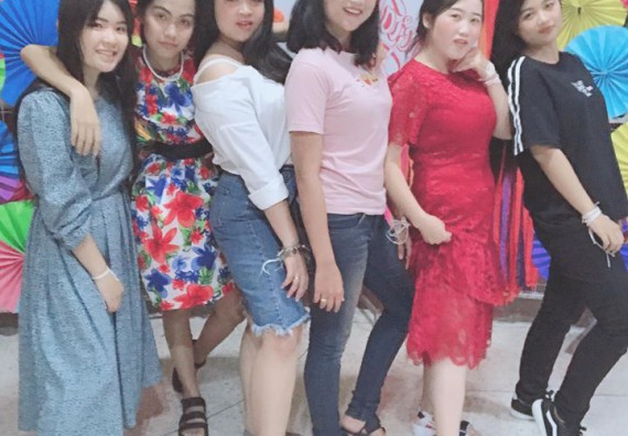 ภาพกิจกรรม โปรแกรมวิชาเคมี จัดกิจกรรมอำลารุ่นพี่ (Bye Nior)