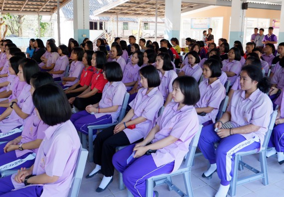 ภาพกิจกรรม โปรแกรมวิชาเคมี จัดกิจกรรมการอบรมเชิงปฏิบัติการเสริมทักษะพื้นฐานทางเคมี