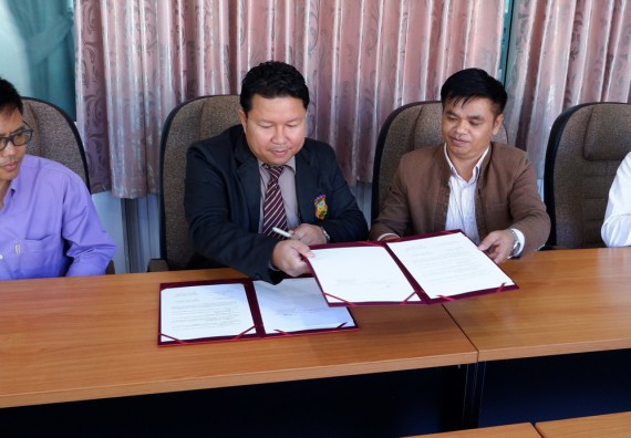  ภาพกิจกรรม โปรแกรมวิชาเคมี MOU โรงเรียนอุ้มผางวิทยาคม