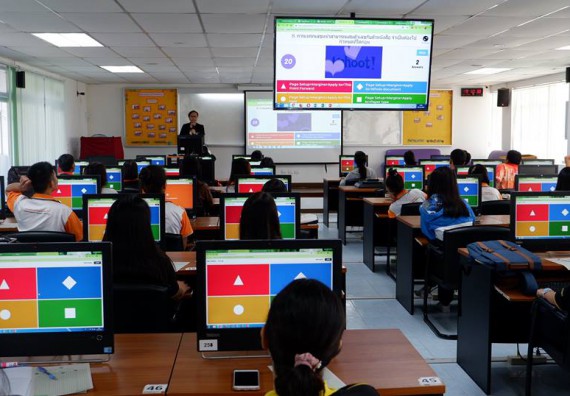 ภาพกิจกรรม โปรแกรมวิชาเคมี จัดอบรมกิจกรรมพัฒนานักศึกษาครูในศตวรรษที่ 21 หลักสูตรครุศาสตรบัณฑิต สาขาวิชาเคมี